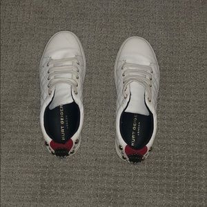 Worn once don’t fit well on me